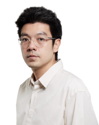 Atit Sornsongkram. Profile Image from Young Thai Artist Award