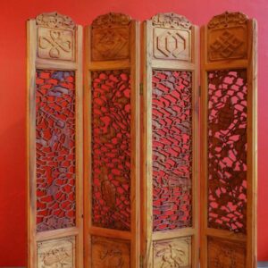 Bui Cong Khanh, 'Folding Screen', 2018, hand carved jackfruit wood, 165 x 140 x 5 cm. Image from Artsy