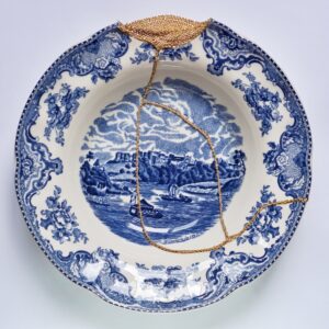 Thanistha Nunthapojn, ‘The Fragile Objects : Blue Soup Bowl (Old Britain Castles, Windsor In 1792)', darning, ceramic, and kintsugi, 22 x 22 x 4.5 cm. Image from La Lanta